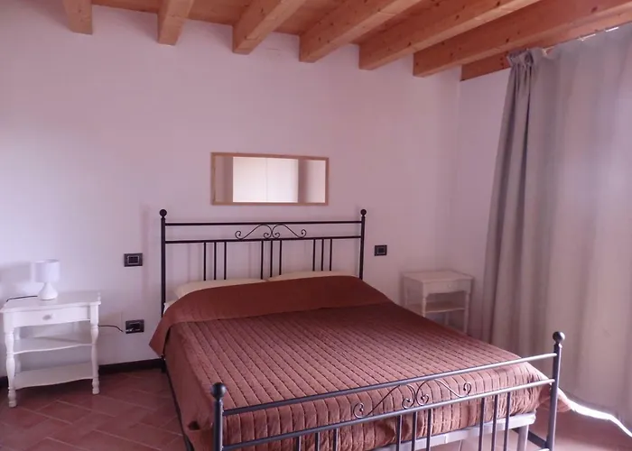 Farma Corte Agricola Monro *